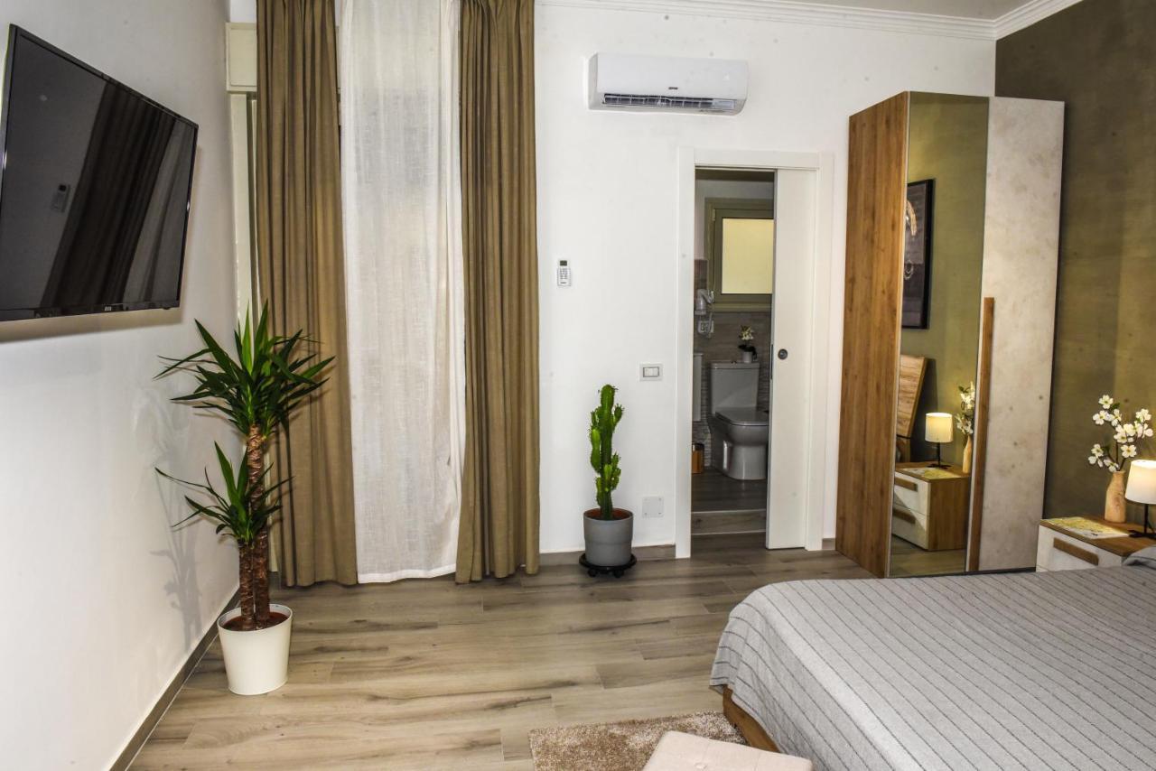 Apartamento La Via Di Mezzo CTA Exterior foto