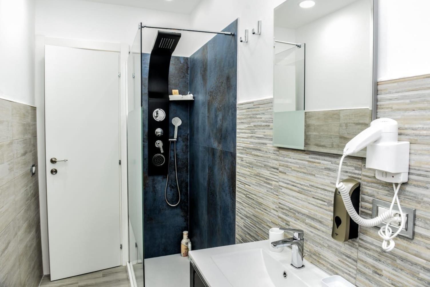 Apartamento La Via Di Mezzo CTA Exterior foto