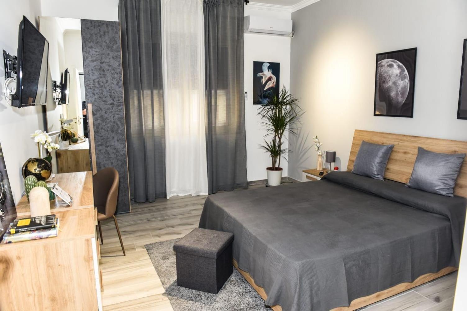 Apartamento La Via Di Mezzo CTA Exterior foto